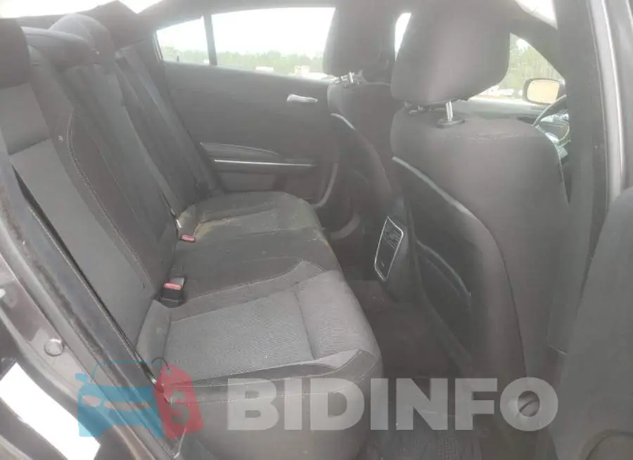 2C3CDXHG5FH799228 Photo# 10
