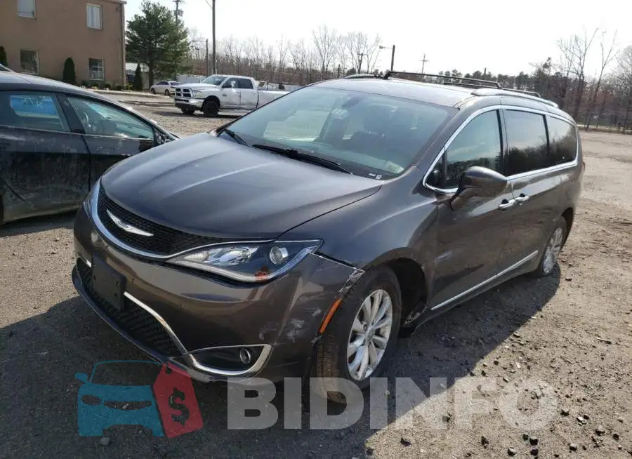 2C4RC1BG3JR253934 Photo# 1
