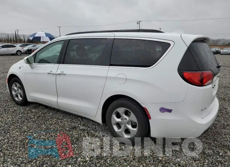 2C4RC1L73HR782552 Photo# 2