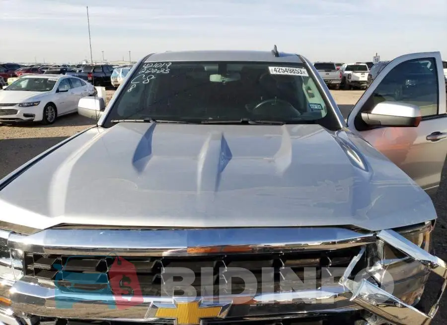 3GCPCREC0JG352019 Photo# 11