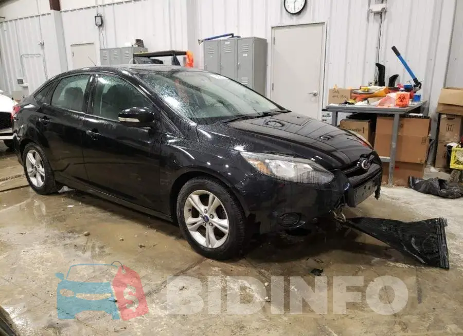 1FADP3F26EL427525 Photo# 4