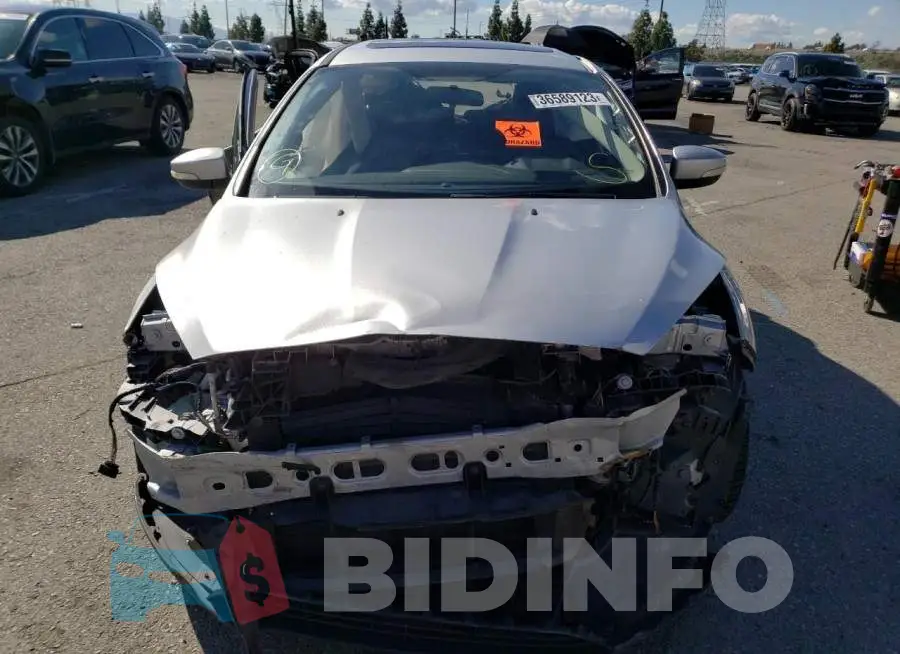 1FADP3K2XGL340316 Photo# 5