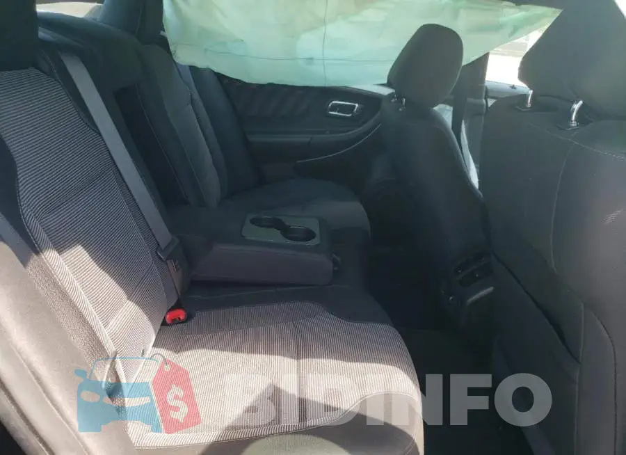 1FAHP2E83GG137272 Photo# 6