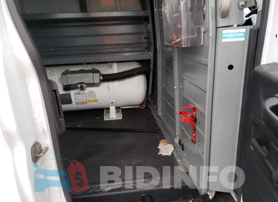 1FTNR1ZM8FKA43957 Photo# 11