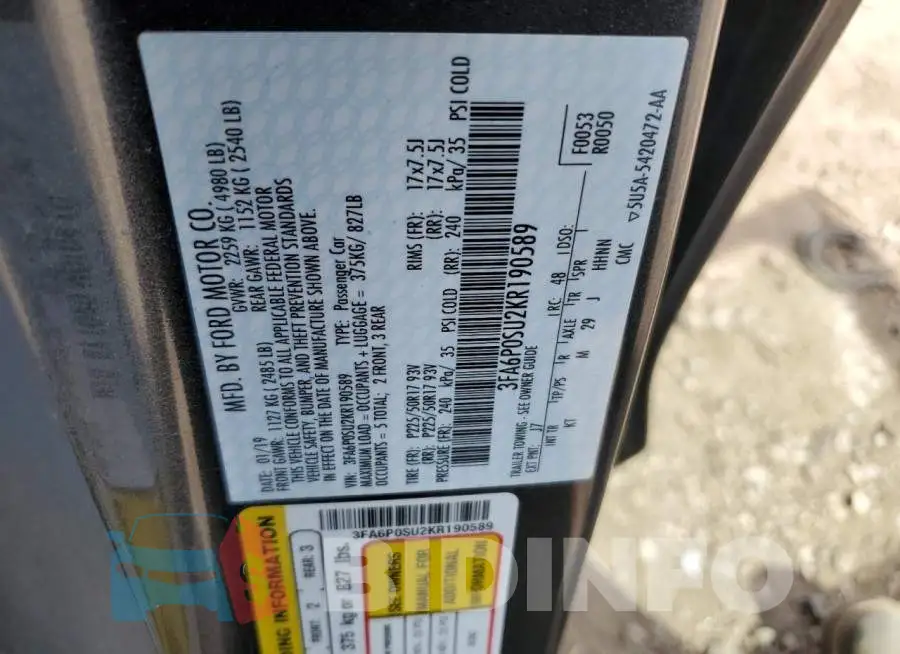 3FA6P0SU2KR190589 Photo# 12