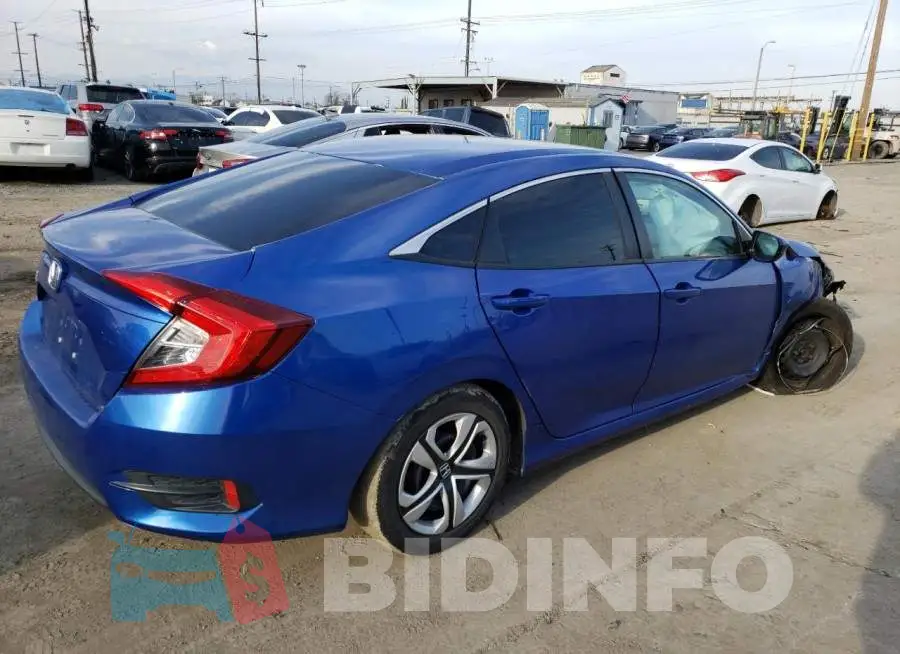 19XFC2F5XHE038158 Photo# 3