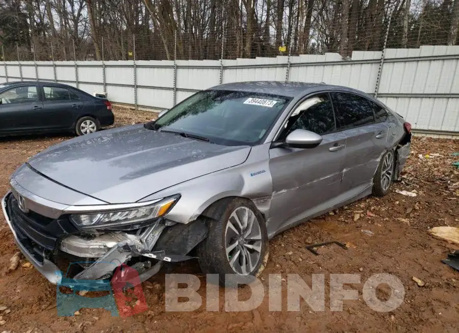 1HGCV3F12JA017282 Photo# 1