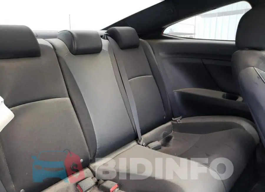 2HGFC4B88KH301112 Photo# 10