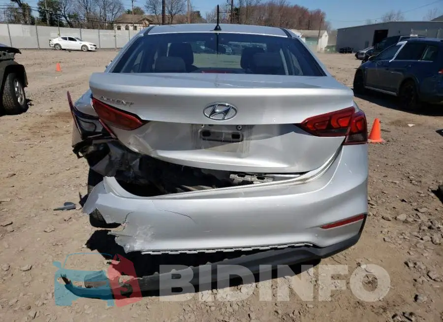 3KPC24A39KE064443 Photo# 6