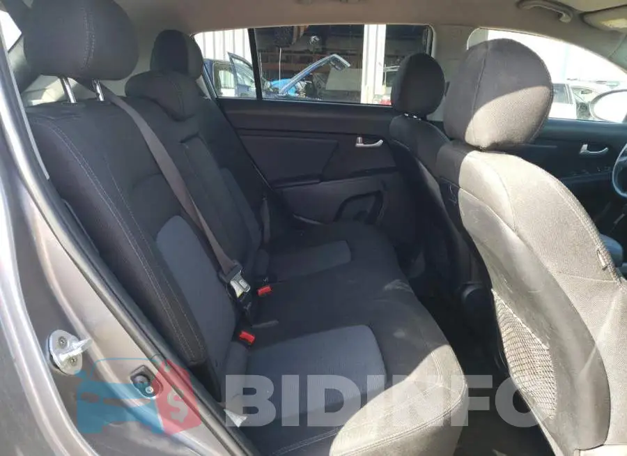 KNDPB3AC2G7867744 Photo# 11