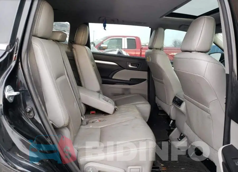 5TDJKRFH1GS502149 Photo# 11