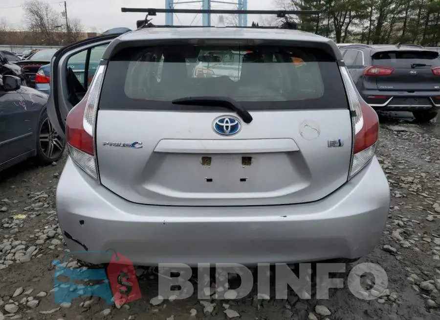 JTDKDTB31F1582294 Photo# 6