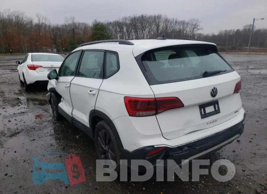 3VVAX7B22NM022367 Photo# 2