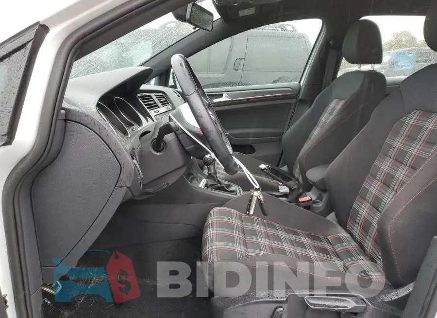 3VW5T7AU0LM013773 Photo# 7