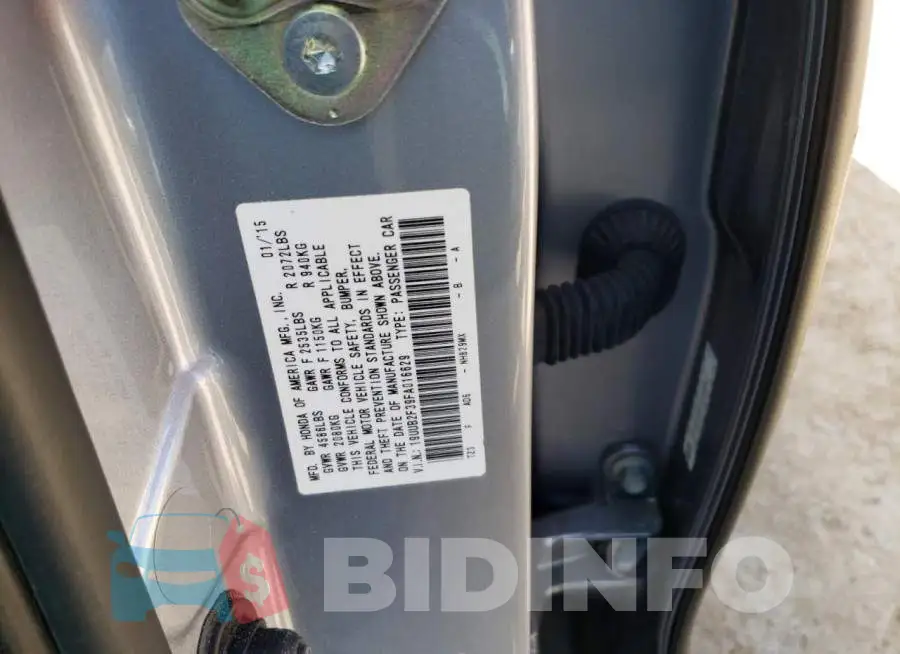 19UUB2F39FA016629 Photo# 12