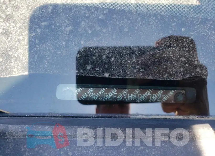 19UUB2F3XHA007523 Photo# 10