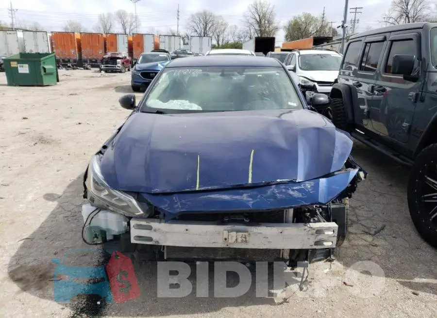1N4BL4CV2KC118170 Photo# 5