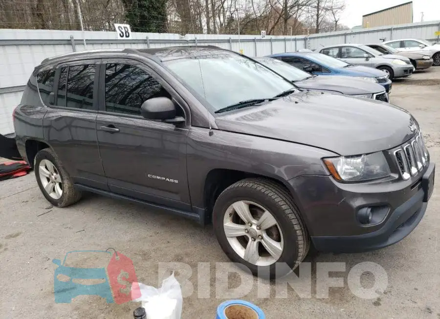 1C4NJDBBXFD114632 Photo# 4