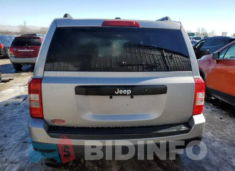 1C4NJPBAXGD508450 Photo# 6