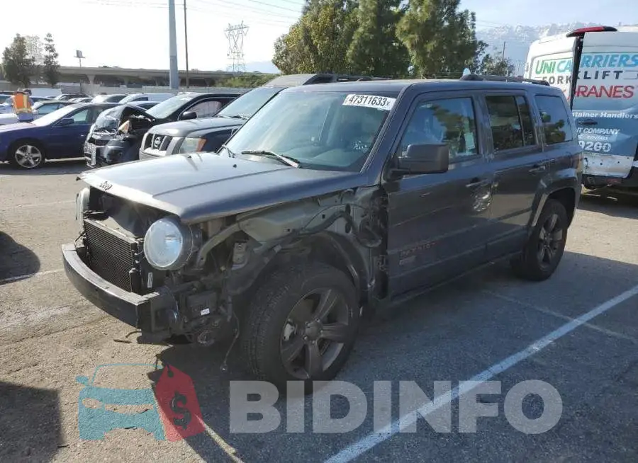 1C4NJPBB9GD739638 Photo# 1