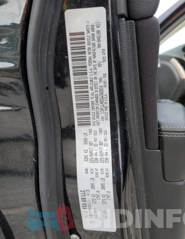 1C4PJLAB3GW302810 Photo# 13