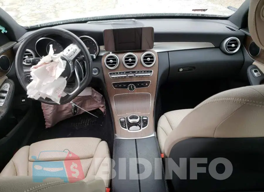 55SWF8DB3LU327774 Photo# 8