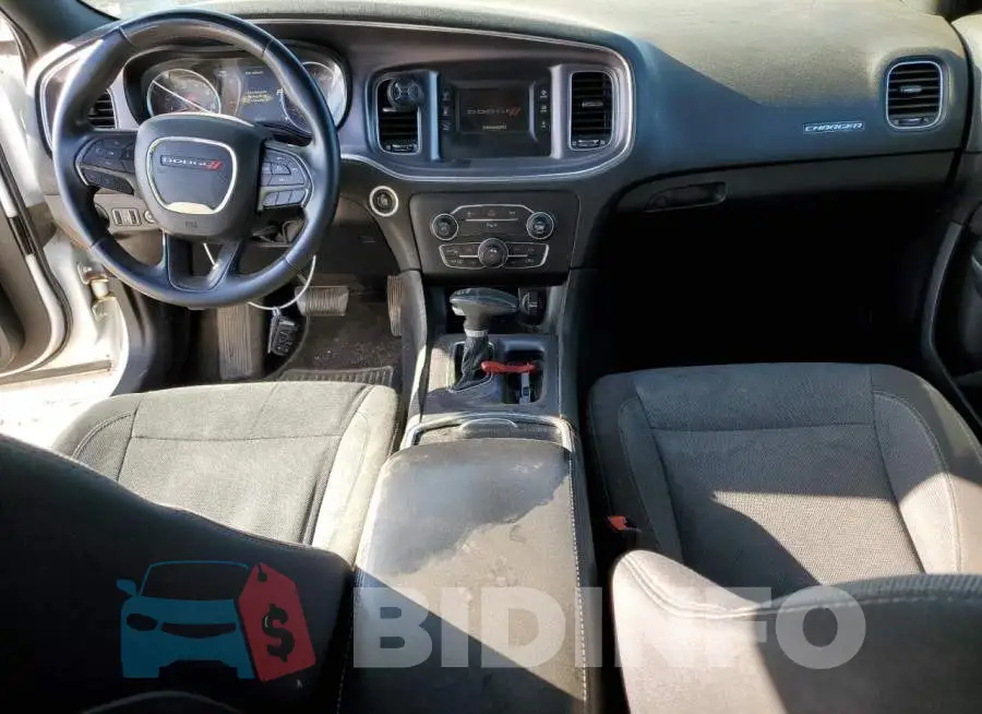 2C3CDXBG1FH795377 Photo# 8