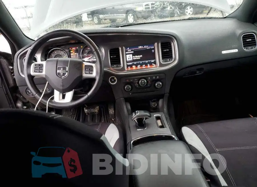 2C3CDXHG5EH305318 Photo# 8