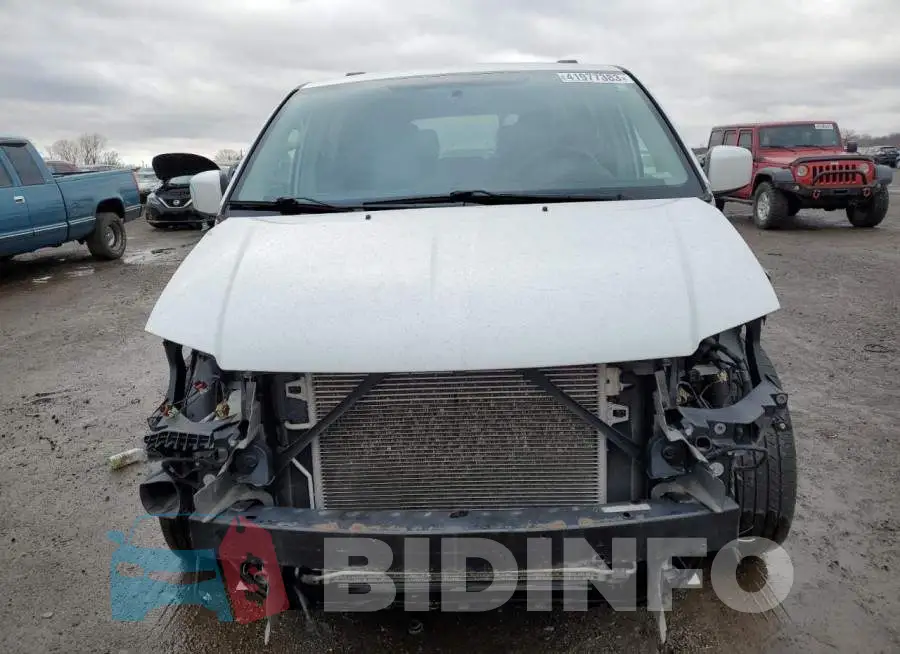 2C4RC1BGXER404208 Photo# 5