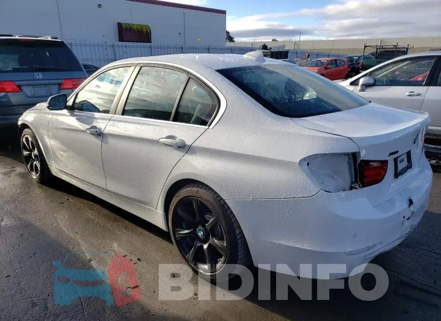 WBA3C3G54FNT50909 Photo# 2