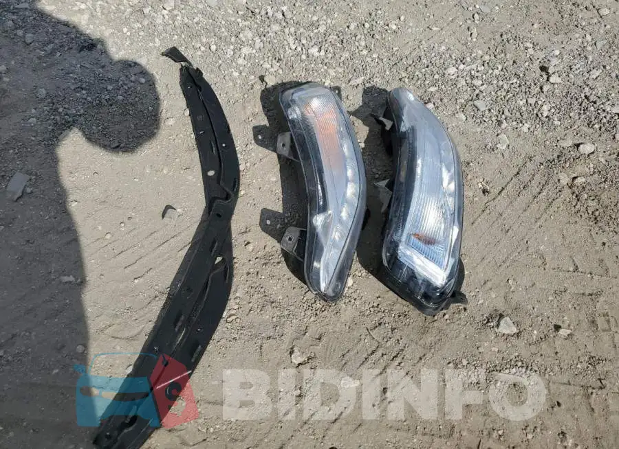 1G1ZD5ST6LF100954 Photo# 12