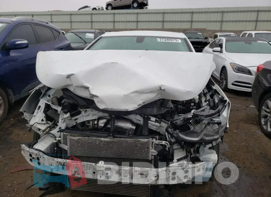 3G1BC5SM8HS574288 Photo# 5