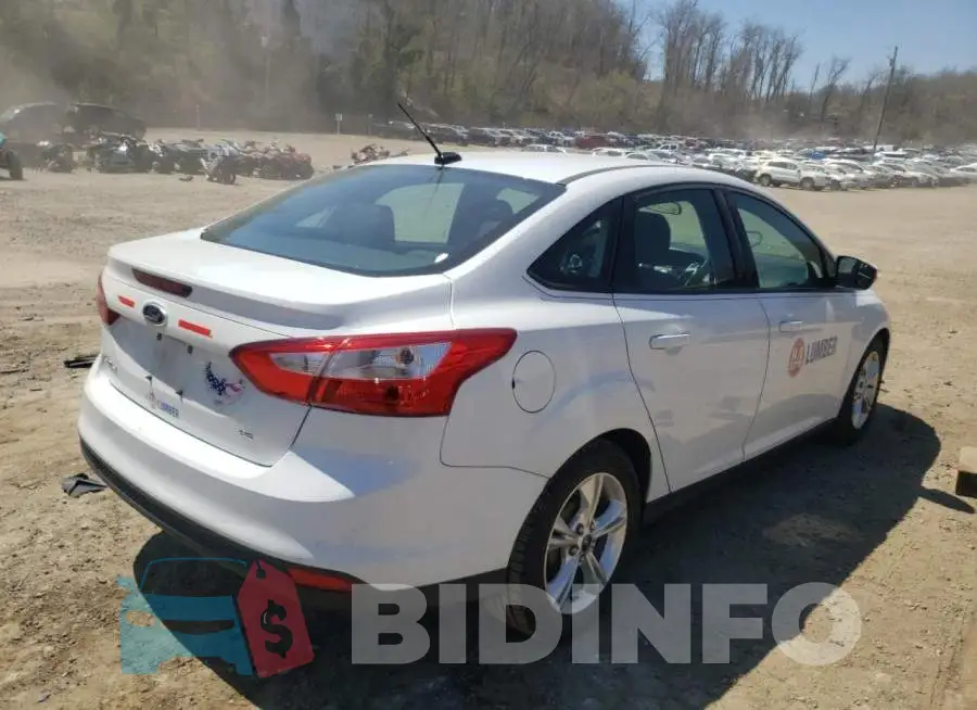 1FADP3F22EL285996 Photo# 3