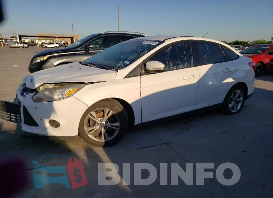 1FADP3F22EL318043 Photo# 1