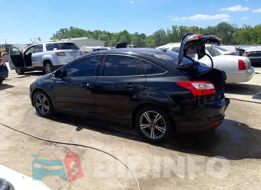 1FADP3F24EL153175 Photo# 2