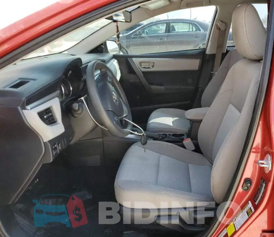 2T1BURHE8FC462483 Photo# 7