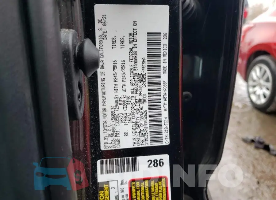 3TMCZ5AN1MM432626 Photo# 12