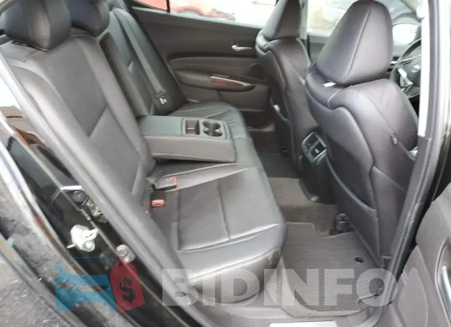 19UUB2F70FA017123 Photo# 10
