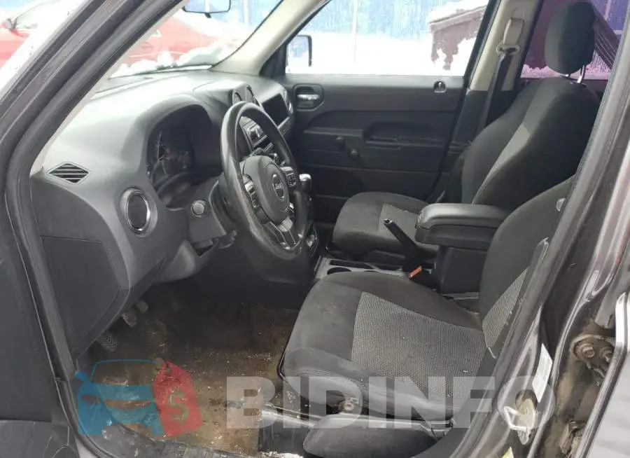 1C4NJPAB4GD567407 Photo# 7