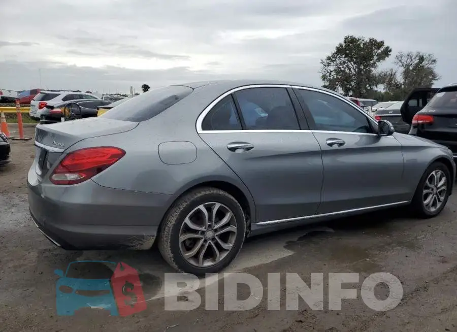 55SWF4KBXGU112670 Photo# 3
