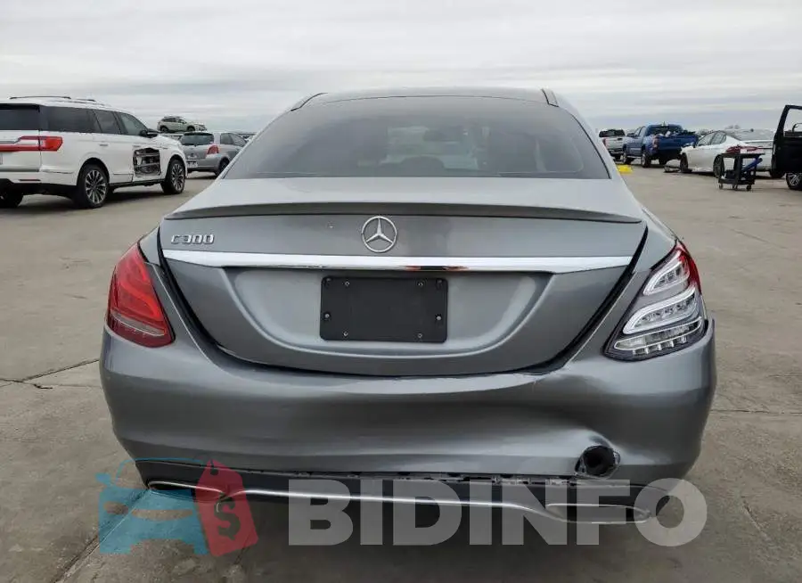 WDDWF4JB2GR183641 Photo# 6