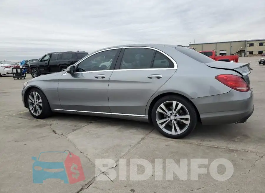 WDDWF4JB2GR183641 Photo# 2