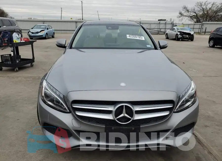 WDDWF4JB2GR183641 Photo# 5