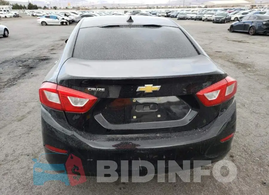 1G1BC5SMXH7183447 Photo# 6