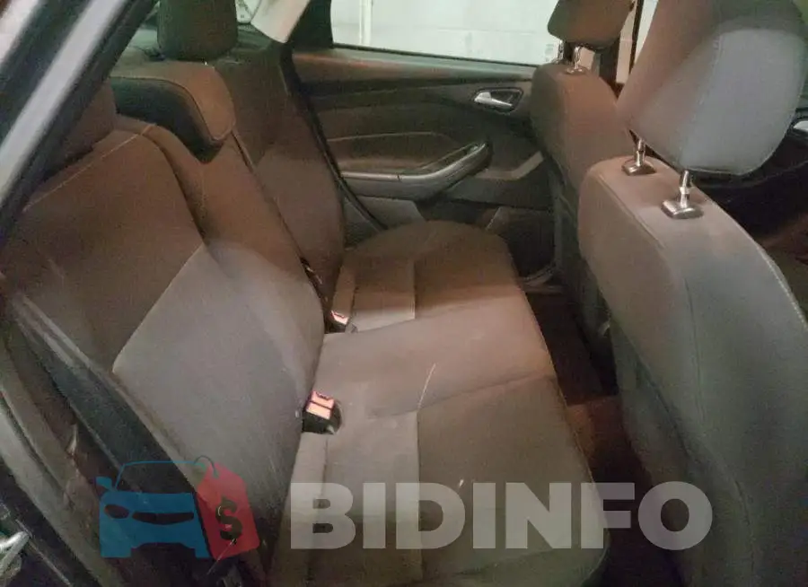 1FADP3FE4GL236134 Photo# 10