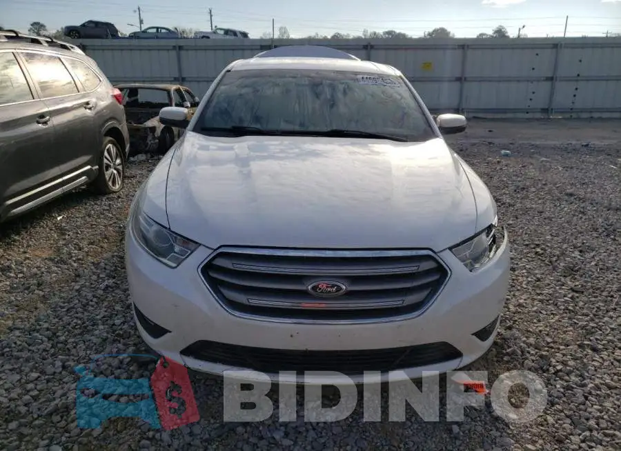 1FAHP2E89FG160912 Photo# 5