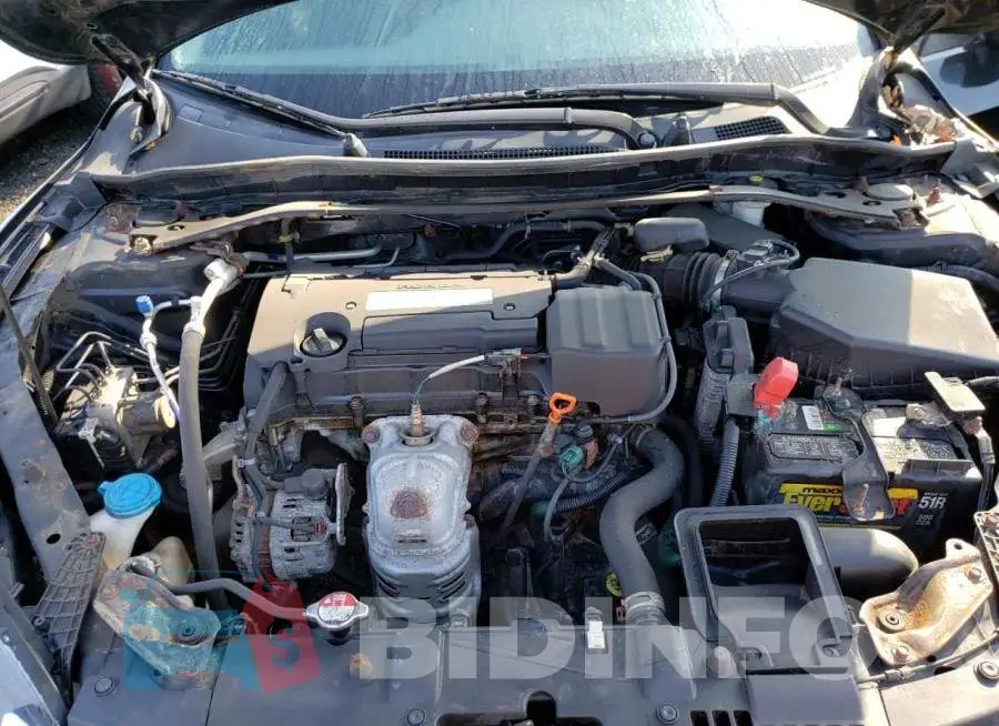 1HGCR2F5XFA216444 Photo# 11