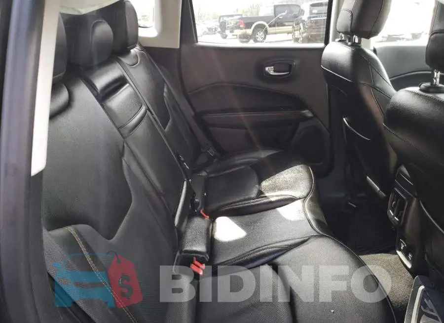 3C4NJDCB6LT153500 Photo# 11