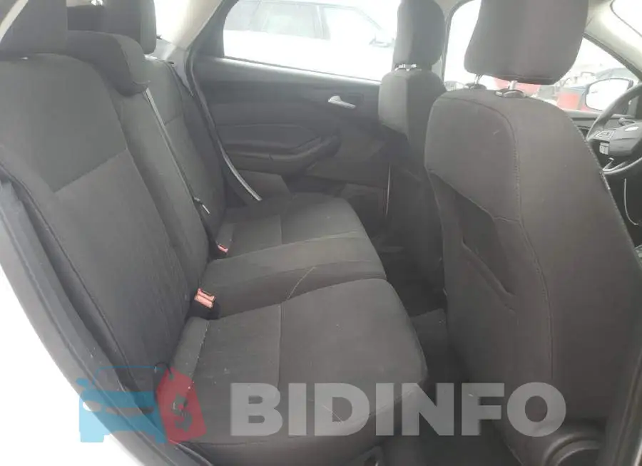 1FADP3K23GL283893 Photo# 10
