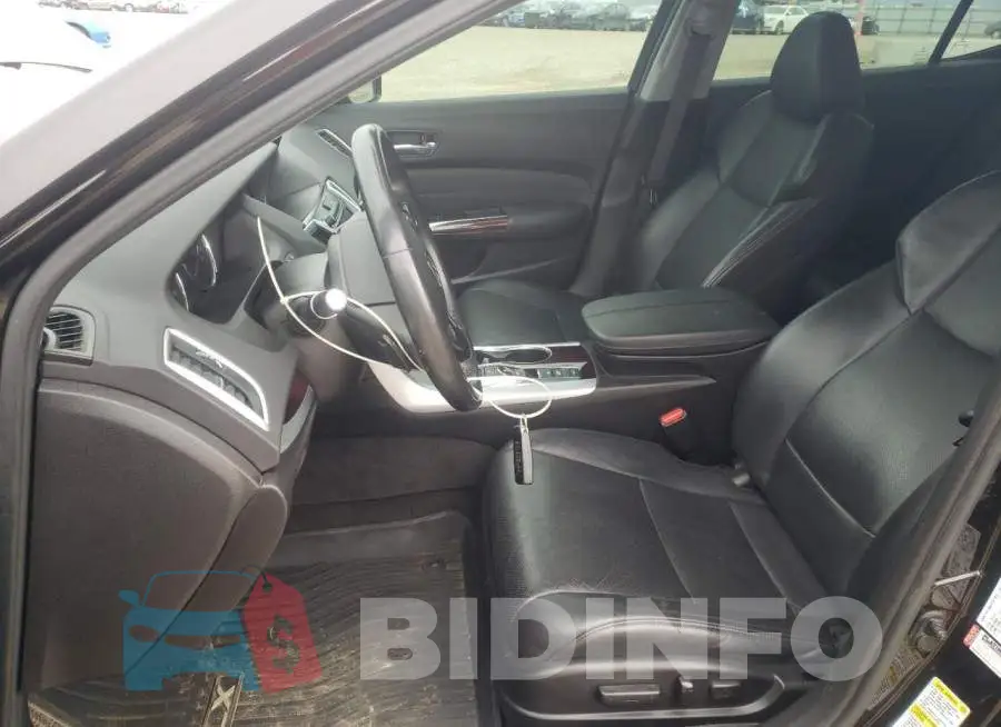 19UUB3F57HA801659 Photo# 7